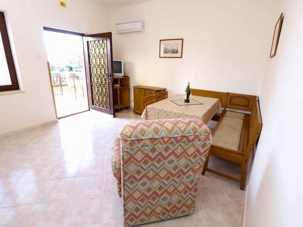 Apartments Angela 1001 Fazana Luaran gambar